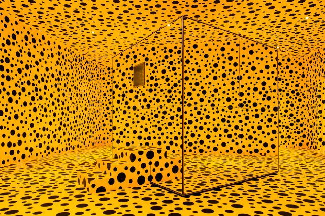 yayoi-kusama-exhibition-at-louisiana-museum_50715dc1_m